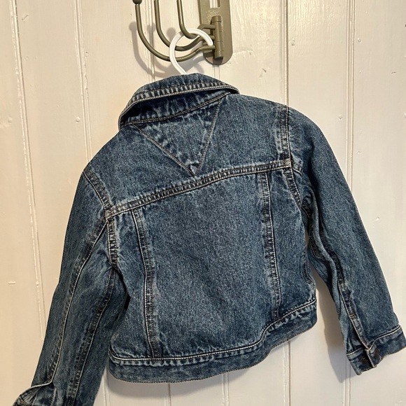 Vintage Tommy Hilfiger 4t Kids medium wash Denim zip up Jean Jacket - Picture 4 of 4
